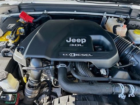 Used 2021 Jeep Wrangler Unlimited Rubicon image 27