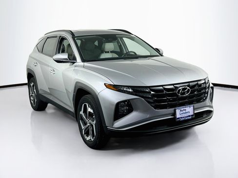 Used 2023 Hyundai Tucson SEL w/ Convenience Package AWD/4WD image 3