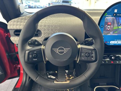 Certified 2025 MINI Cooper S image 14