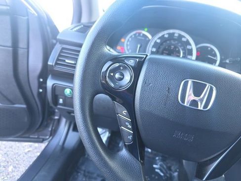 Used 2016 Honda Accord LX image 23