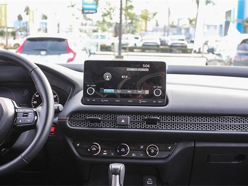 Used 2025 Honda HR-V Sport image 19