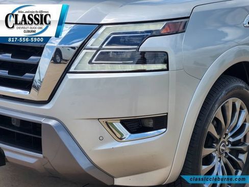 Used 2021 Nissan Armada Platinum w/ Captain's Chairs Package RWD image 11