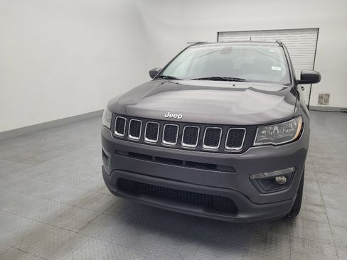 Used 2018 Jeep Compass Latitude image 15