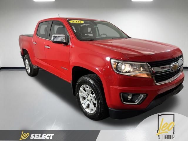 Used 2017 Chevrolet Colorado LT w/ Luxury Package, Chrome AWD/4WD image 5