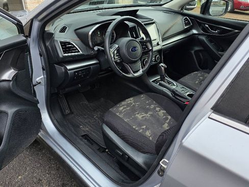 Used 2018 Subaru Crosstrek 2.0i Limited image 9