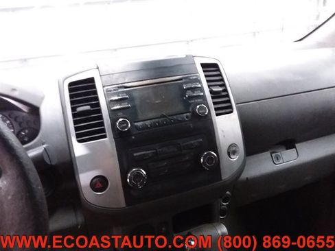 Used 2014 Nissan Frontier SV image 13