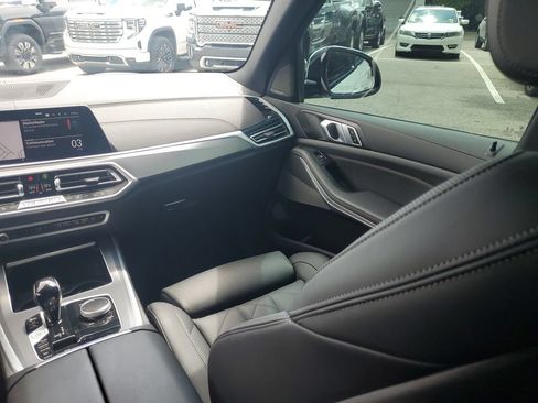 Used 2023 BMW X5 xDrive40i w/ M Sport Package AWD/4WD image 20