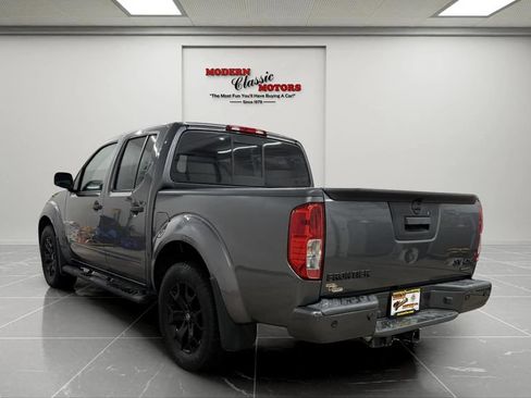 Used 2020 Nissan Frontier SV w/ Midnight Edition Floor Mats AWD/4WD image 5