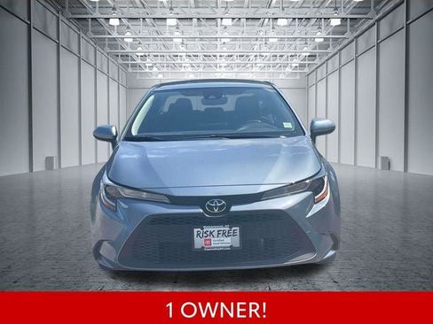 Certified 2022 Toyota Corolla LE w/ LE Convenience Package FWD image 2