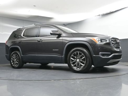 Used 2018 GMC Acadia SLT FWD image 25