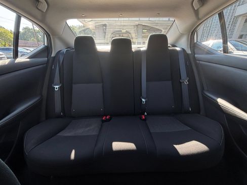 Used 2025 Nissan Sentra SV FWD image 32