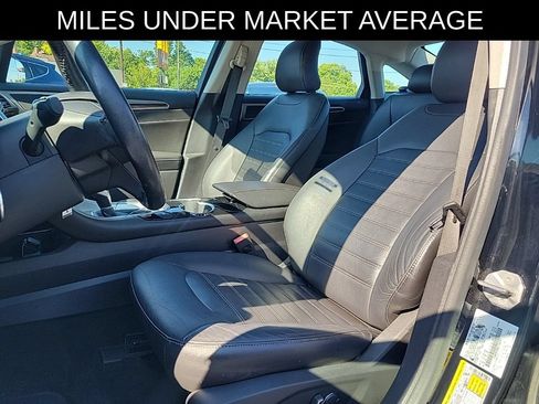 Used 2016 Ford Fusion SE w/ Equipment Group 202A FWD image 15