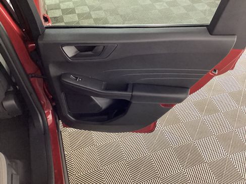 Used 2022 Ford Escape SE AWD/4WD image 11