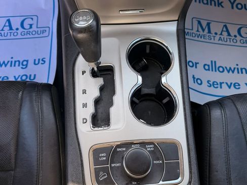 Used 2012 Jeep Grand Cherokee Limited w/ Luxury Group II image 14