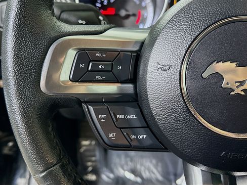 Used 2019 Ford Mustang Coupe image 14