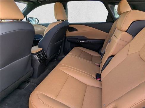 Used 2025 Lexus RX 350 Premium Plus w/ Convenience Package image 18