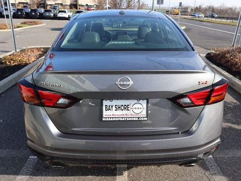 Certified 2024 Nissan Altima 2.5 SR FWD image 6