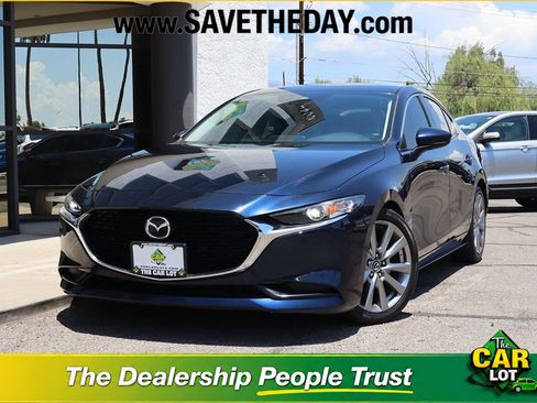 Used 2019 MAZDA MAZDA3 Sedan FWD image 1