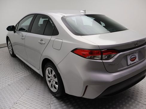 Used 2024 Toyota Corolla LE FWD image 11