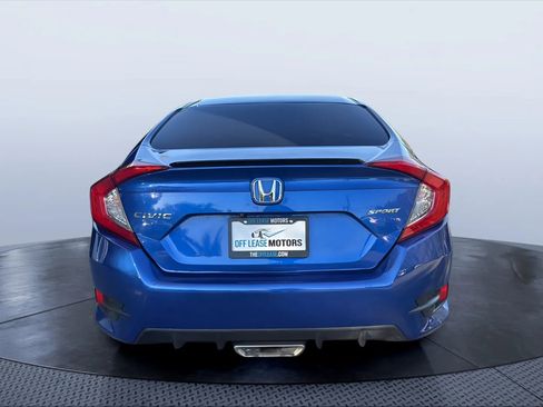 Used 2019 Honda Civic Sport image 4