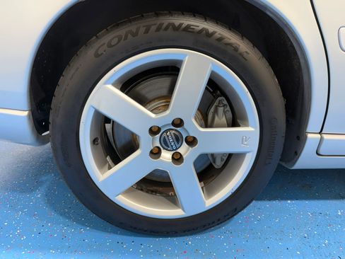 Used 2005 Volvo V70 R image 53