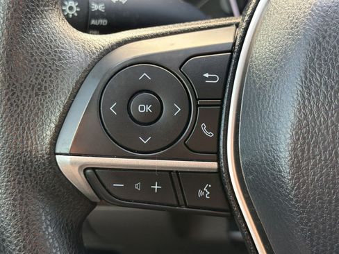Certified 2021 Toyota Camry LE FWD image 17