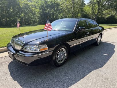 Used 2006 Lincoln Town Car Signature L