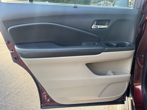 Used 2019 Honda Pilot EX-L image 16