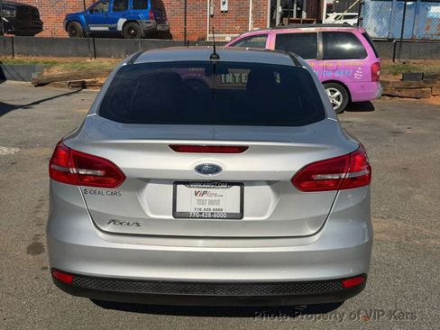 Used 2017 Ford Focus S image 5