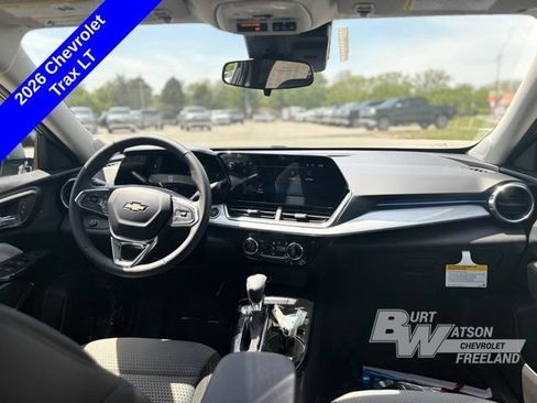 New 2026 Chevrolet Trax LT w/ Driver Confidence Package FWD image 28