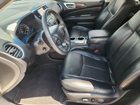 Used 2016 Nissan Pathfinder Platinum w/ Cargo Package FWD image 14