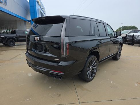 Used 2025 Cadillac Escalade V w/ LPO, Floor Liner Package AWD/4WD image 22