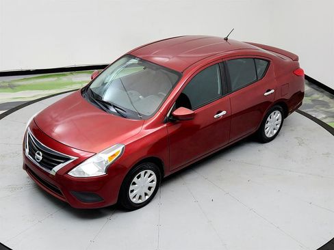 Used 2018 Nissan Versa SV image 13