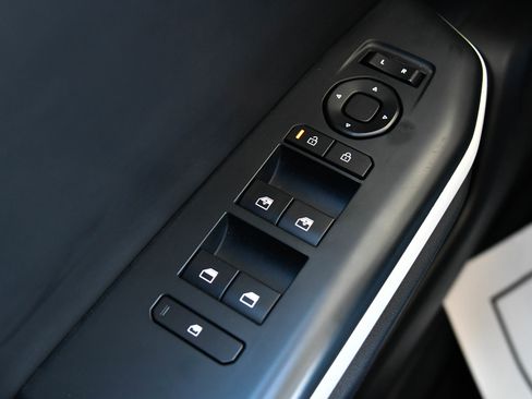 Used 2025 Kia K4 GT-Line w/ GT-Line Sunroof Package image 39