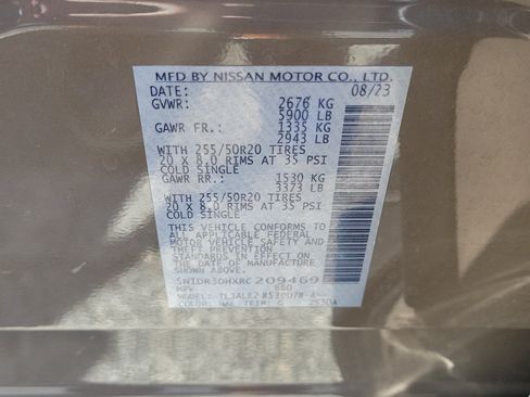 Certified 2024 Nissan Pathfinder Platinum FWD image 28