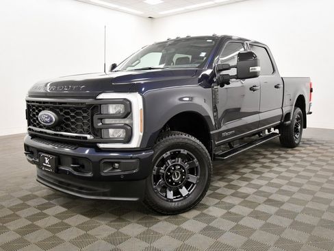 Used 2024 Ford F250 Lariat w/ Lariat Ultimate Package image 2