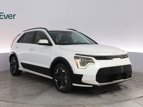 Used 2023 Kia Niro Wind image 13