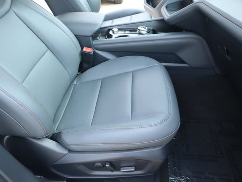 New 2026 Ford Explorer Active w/ Active Comfort Package RWD image 15