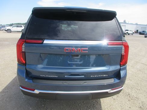 New 2026 GMC Yukon XL Elevation w/ Elevation Premium Package AWD/4WD image 5