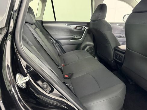Used 2024 Toyota RAV4 LE FWD image 18
