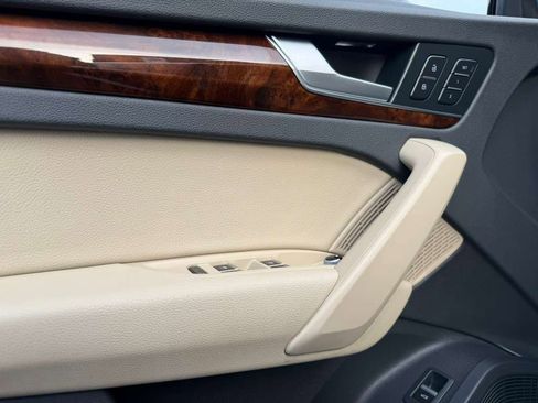 Used 2018 Audi Q5 2.0T Premium Plus w/ Premium Plus Package image 36