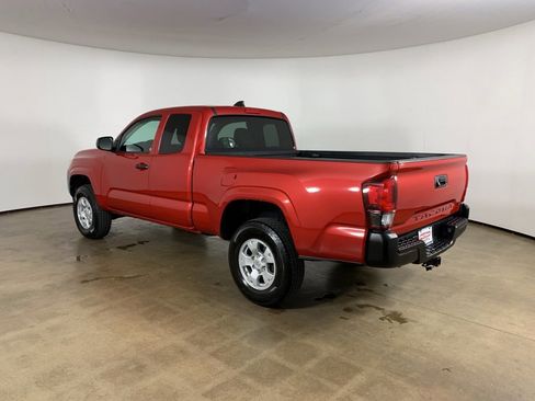 Used 2022 Toyota Tacoma SR RWD image 14