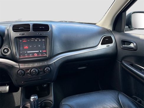 Used 2020 Dodge Journey Crossroad image 24