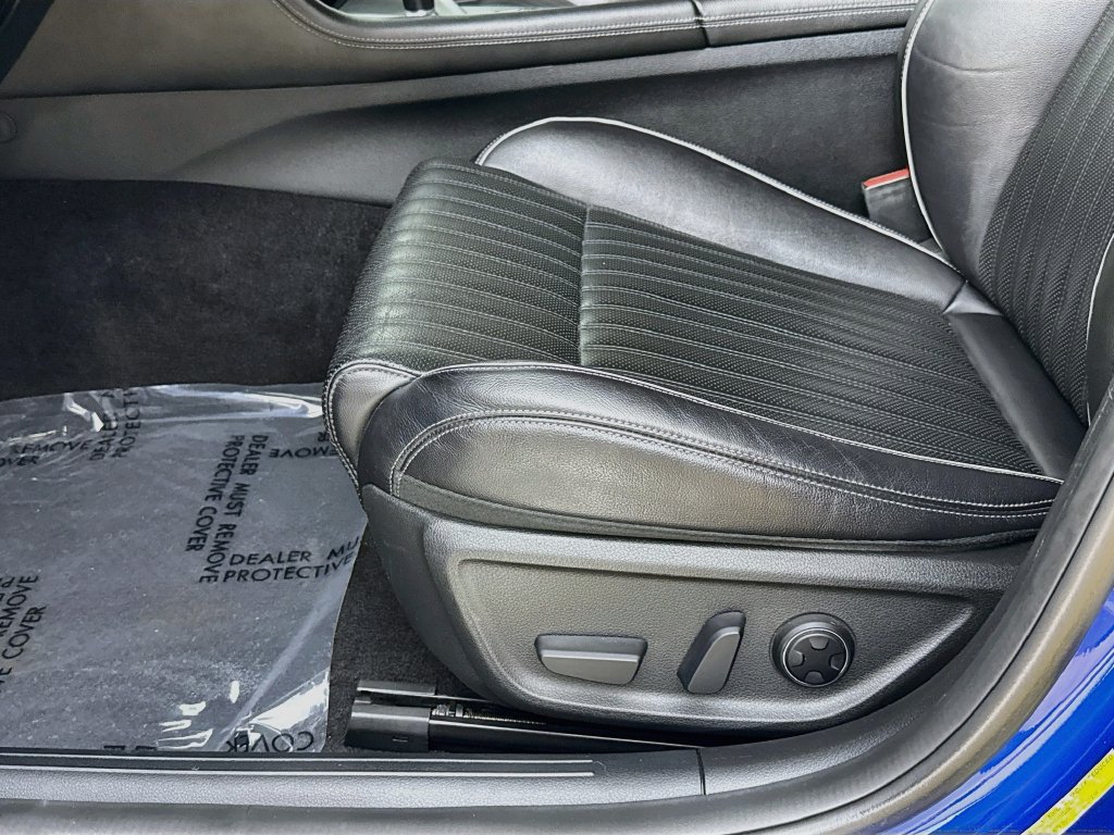 Used 2022 Genesis G70 3.3T RWD image 19