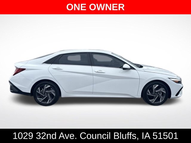 Used 2024 Hyundai Elantra SEL w/ Convenience Package FWD image 8