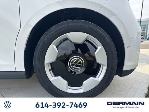 New 2025 Volkswagen ID. Buzz Pro S image 13