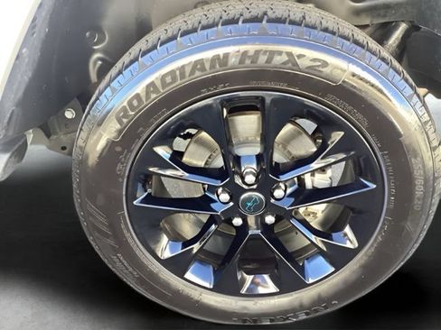 Used 2024 Jeep Wrangler Unlimited Sahara AWD/4WD image 10