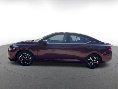 Used 2025 Nissan Sentra SV FWD image 8
