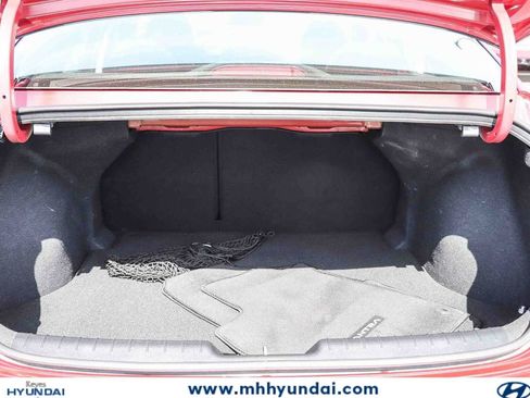 Certified 2024 Hyundai Elantra SEL w/ Convenience Package FWD image 26