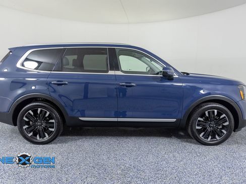 Used 2025 Kia Telluride SX w/ SX Captain's Chair Package AWD/4WD image 8